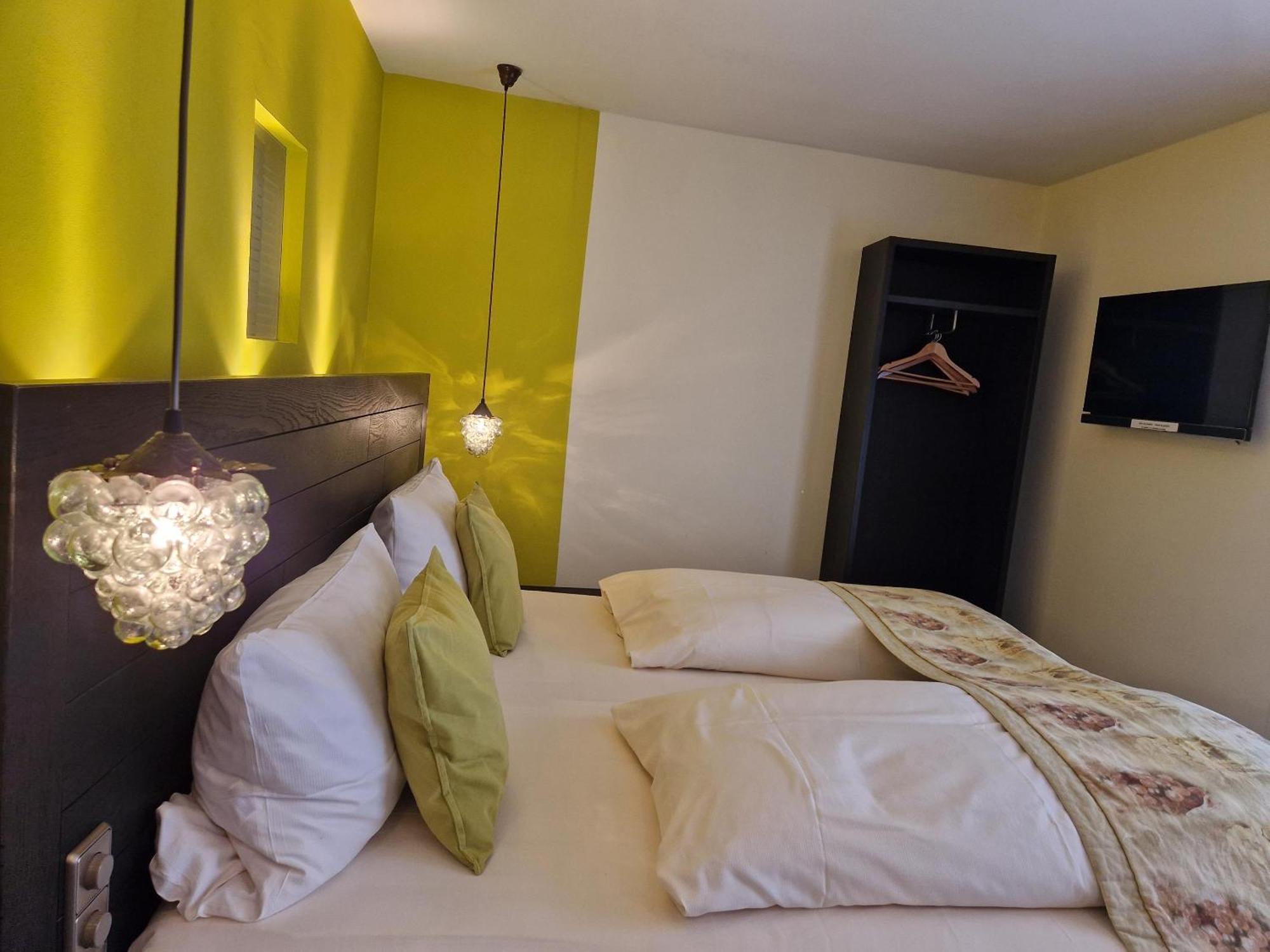 Laurentius Boutique-Hotel & Restaurant ไวเคอร์ไซม์ ภายนอก รูปภาพ