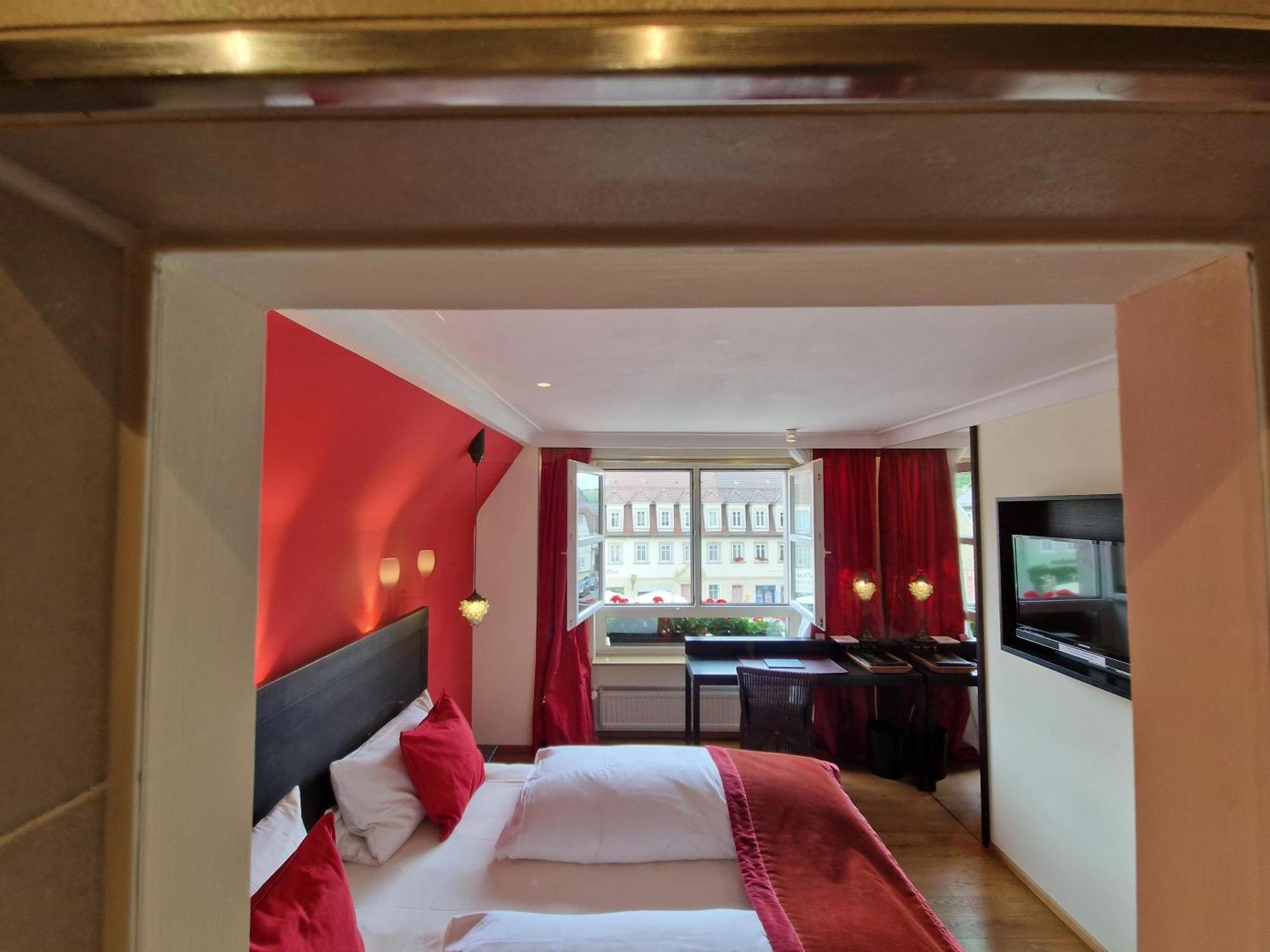 Laurentius Boutique-Hotel & Restaurant ไวเคอร์ไซม์ ภายนอก รูปภาพ
