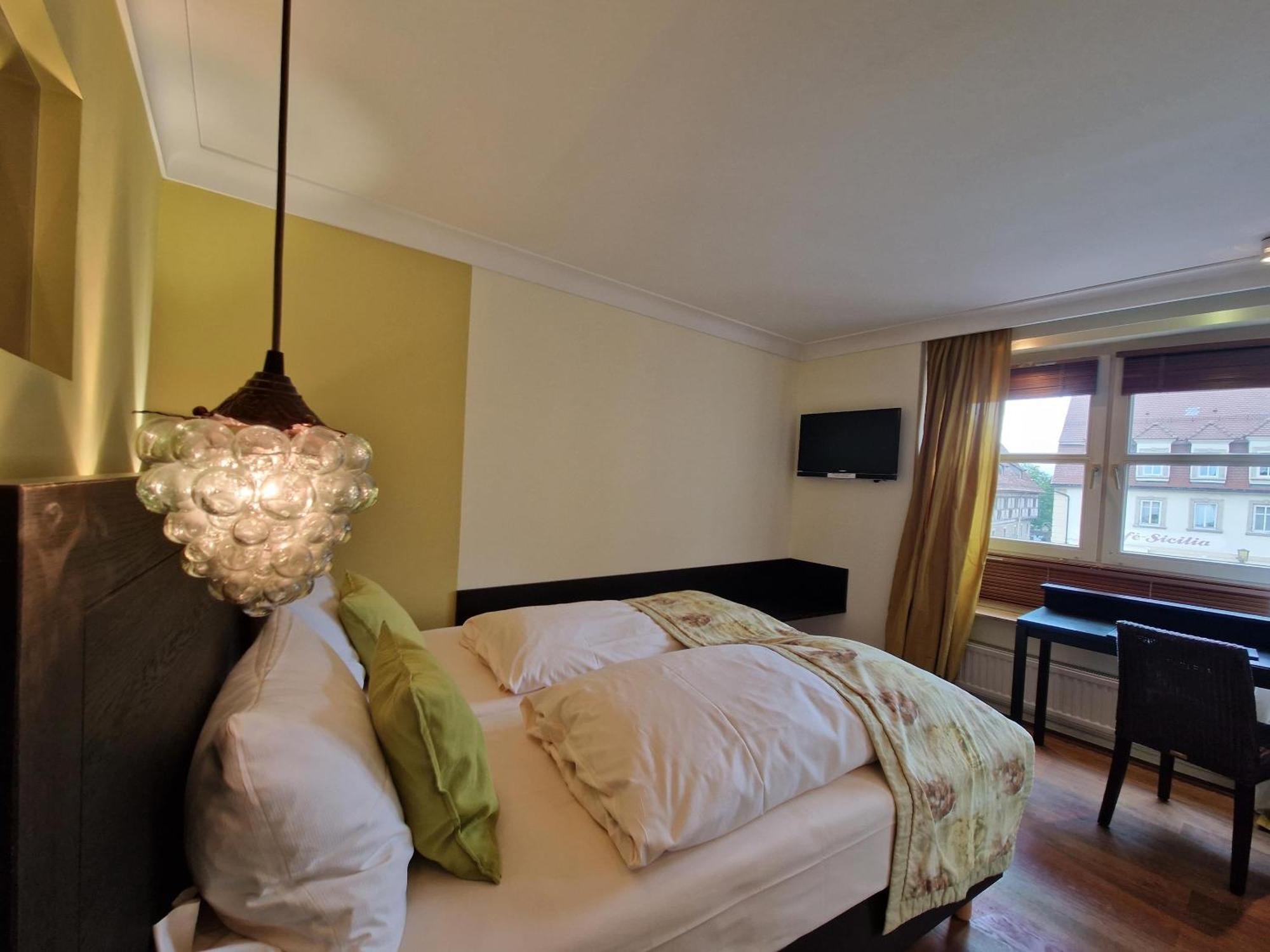 Laurentius Boutique-Hotel & Restaurant ไวเคอร์ไซม์ ภายนอก รูปภาพ