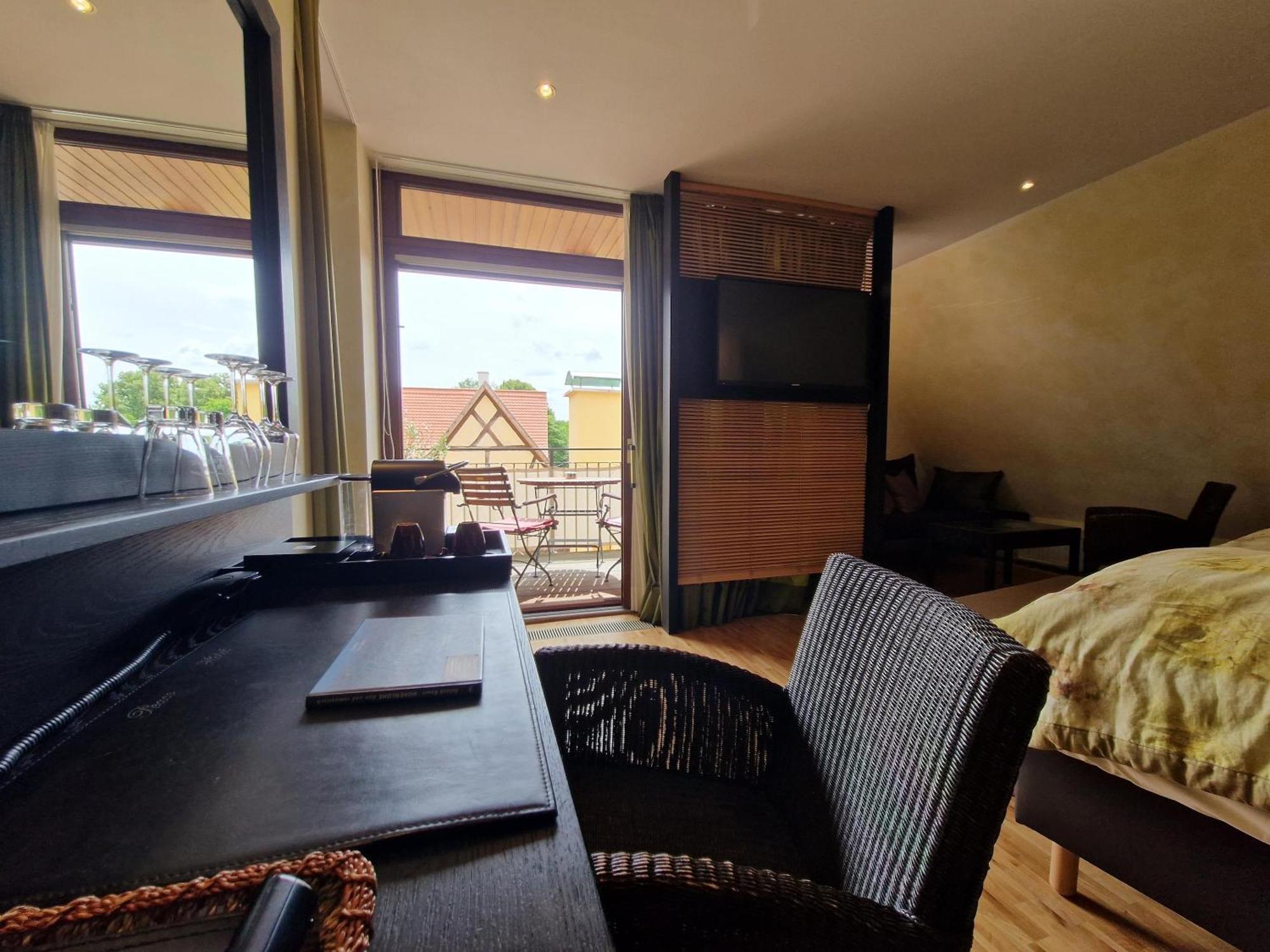Laurentius Boutique-Hotel & Restaurant ไวเคอร์ไซม์ ภายนอก รูปภาพ